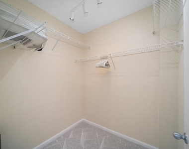 720 S Sapodilla Avenue - Photo Thumbnail 22