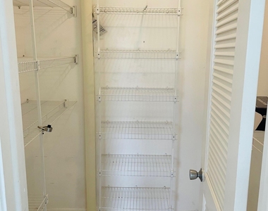 4080 Tivoli Court - Photo Thumbnail 9