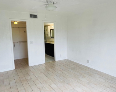 4080 Tivoli Court - Photo Thumbnail 18