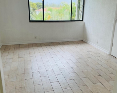 4080 Tivoli Court - Photo Thumbnail 17