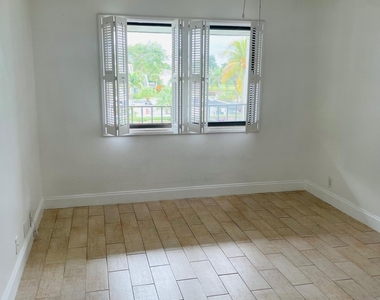 4080 Tivoli Court - Photo Thumbnail 8