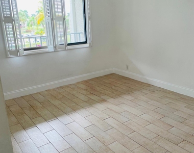 4080 Tivoli Court - Photo Thumbnail 10