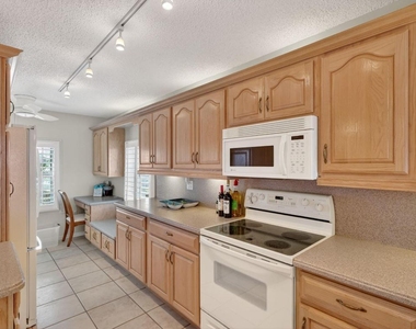 10980 S Ocean Drive - Photo Thumbnail 5