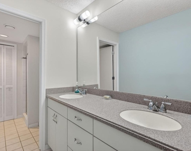 10980 S Ocean Drive - Photo Thumbnail 9