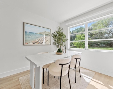 288 Seabreeze Circle - Photo Thumbnail 8