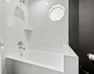 288 Seabreeze Circle - Photo Thumbnail 31