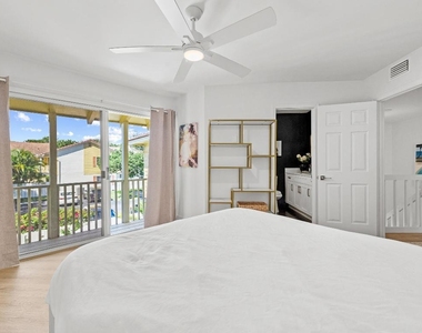 288 Seabreeze Circle - Photo Thumbnail 27