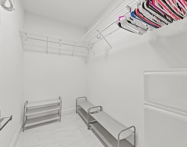 288 Seabreeze Circle - Photo Thumbnail 22