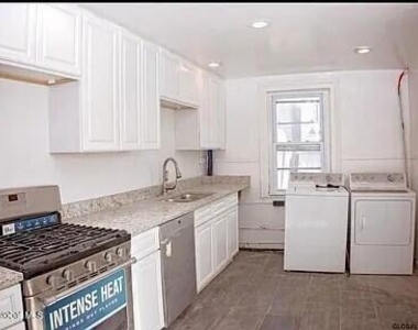 459 Hamilton Street - Photo Thumbnail 1