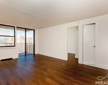330 E 39th Street - Photo Thumbnail 1