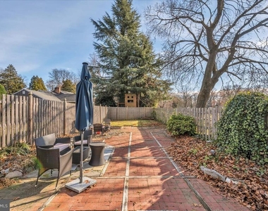 406 Kings Highway E - Photo Thumbnail 23