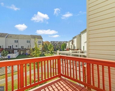 11497 Scotch Hills Place - Photo Thumbnail 18