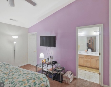 11497 Scotch Hills Place - Photo Thumbnail 9
