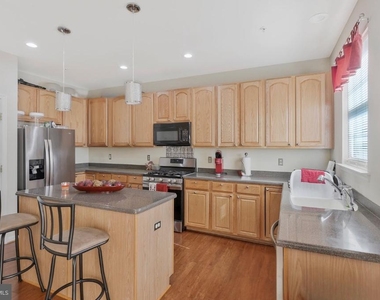 11497 Scotch Hills Place - Photo Thumbnail 1