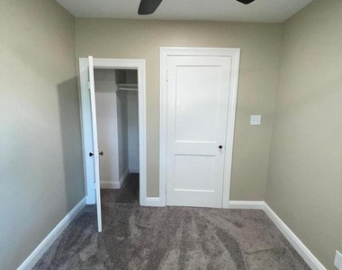 41 N Kossuth Street - Photo Thumbnail 17