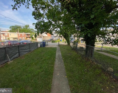 41 N Kossuth Street - Photo Thumbnail 12