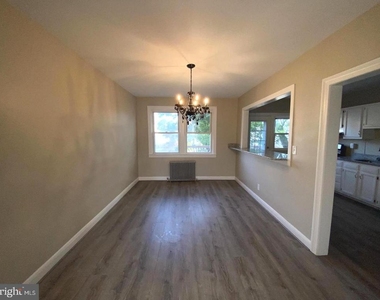 41 N Kossuth Street - Photo Thumbnail 5