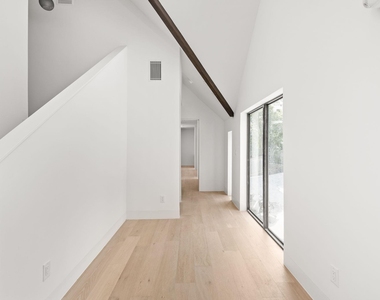 1603 Chelsea Ln - Photo Thumbnail 11