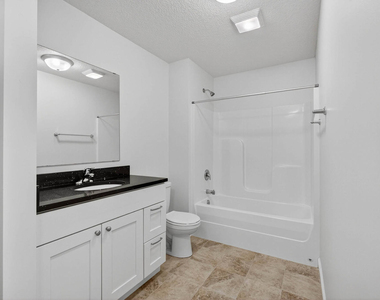220 E 37th Street - Photo Thumbnail 16