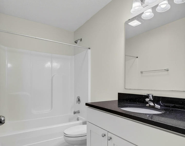 220 E 37th Street - Photo Thumbnail 26