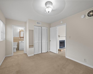 11 Peachtree Hills Avenue Ne - Photo Thumbnail 8