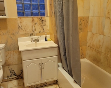 3231 W Flournoy Street - Photo Thumbnail 5