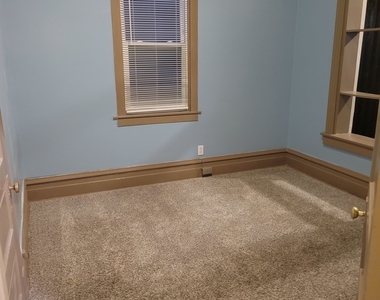 3231 W Flournoy Street - Photo Thumbnail 3