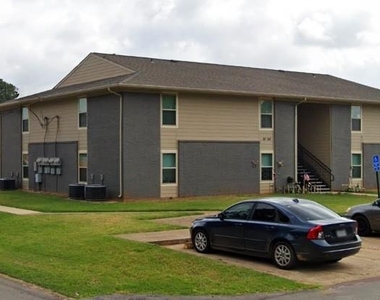 502 W Main - Photo Thumbnail 6