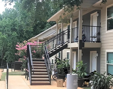 502 W Main - Photo Thumbnail 4