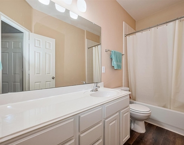 1007 Casting Springs Way - Photo Thumbnail 23