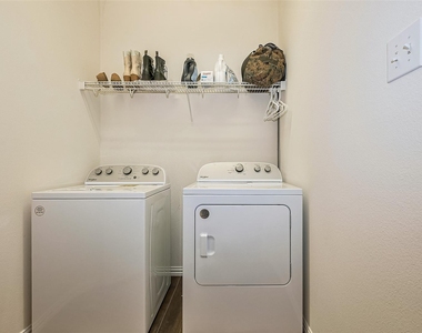1007 Casting Springs Way - Photo Thumbnail 25