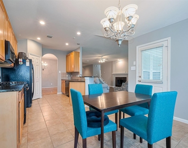 1007 Casting Springs Way - Photo Thumbnail 22
