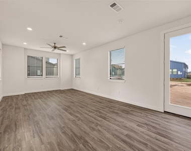 3241 Loam Lane - Photo Thumbnail 19