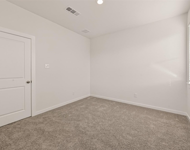3241 Loam Lane - Photo Thumbnail 34