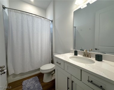 13533 Blue Bay Circle - Photo Thumbnail 25
