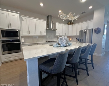 13533 Blue Bay Circle - Photo Thumbnail 14