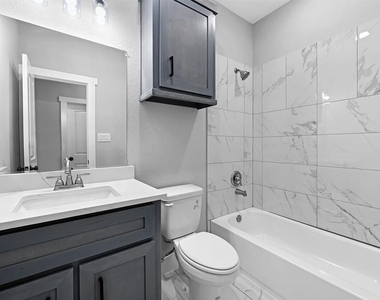 7517 Hezekiah Lane - Photo Thumbnail 8