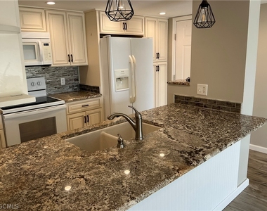 2885 Palm Beach Boulevard - Photo Thumbnail 44