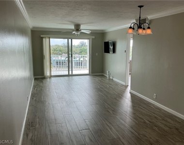 2885 Palm Beach Boulevard - Photo Thumbnail 39