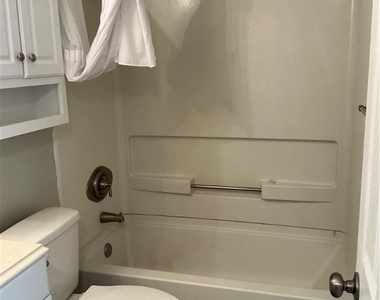 2885 Palm Beach Boulevard - Photo Thumbnail 43