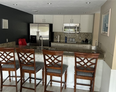 2885 Palm Beach Boulevard - Photo Thumbnail 20