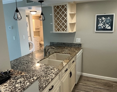 2885 Palm Beach Boulevard - Photo Thumbnail 40