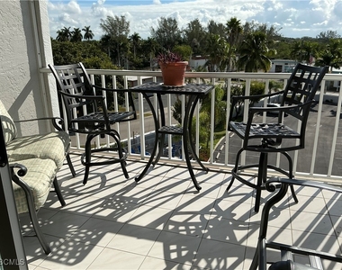 2885 Palm Beach Boulevard - Photo Thumbnail 3