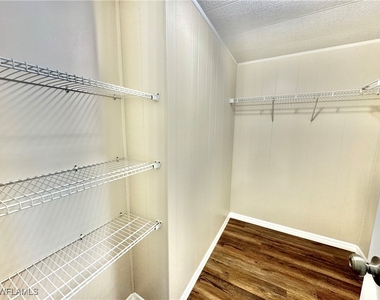 1252 Henderson Creek Drive - Photo Thumbnail 16