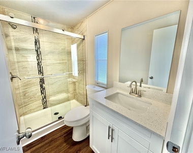 1252 Henderson Creek Drive - Photo Thumbnail 15