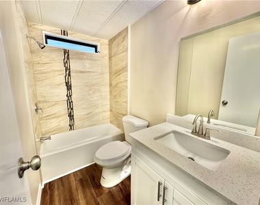 1252 Henderson Creek Drive - Photo Thumbnail 9