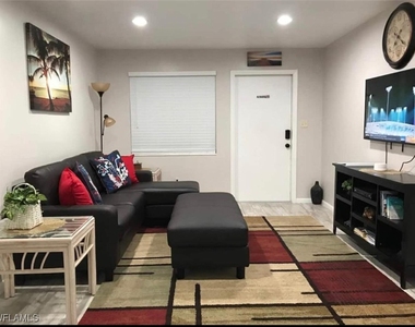 1136 Michigan Avenue - Photo Thumbnail 1