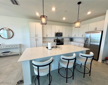 15275 Green Acres Avenue - Photo Thumbnail 1