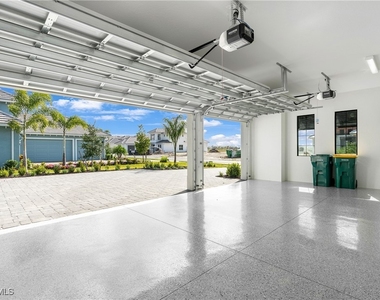 9675 Moonflower Court - Photo Thumbnail 24