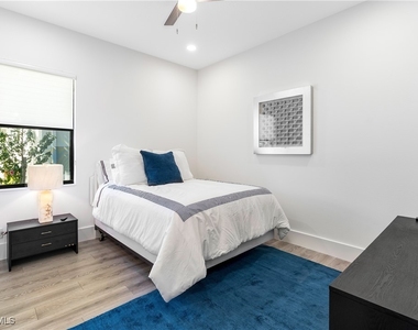 9675 Moonflower Court - Photo Thumbnail 20